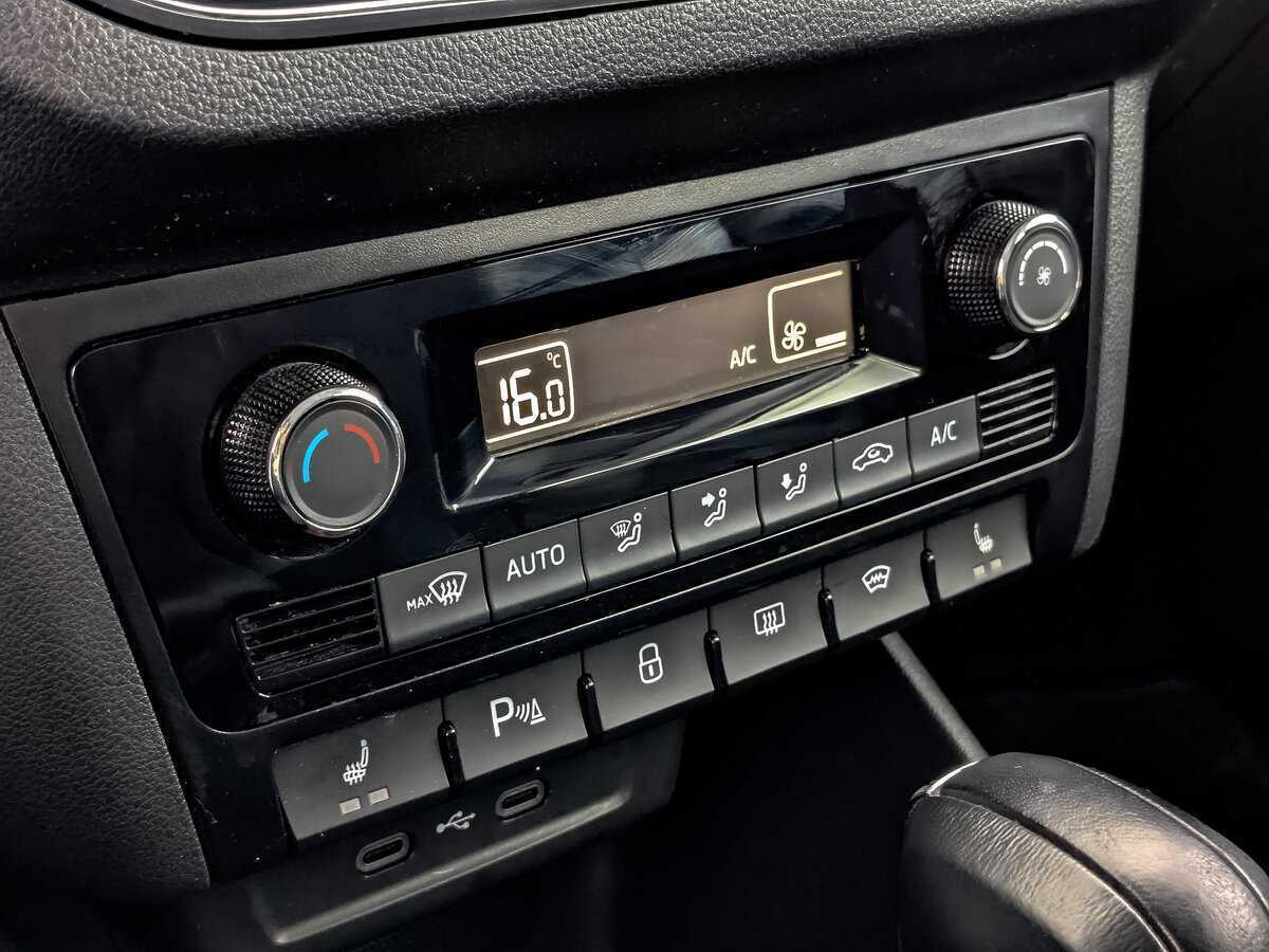 Б/У Фольксваген Поло 2021 года. Фото: #16