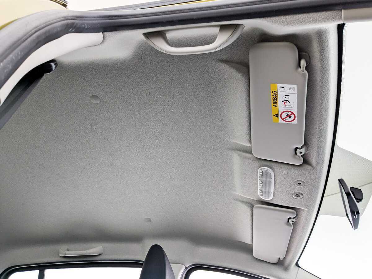 Б/У Рено Сандеро 2016 года. Фото: #17