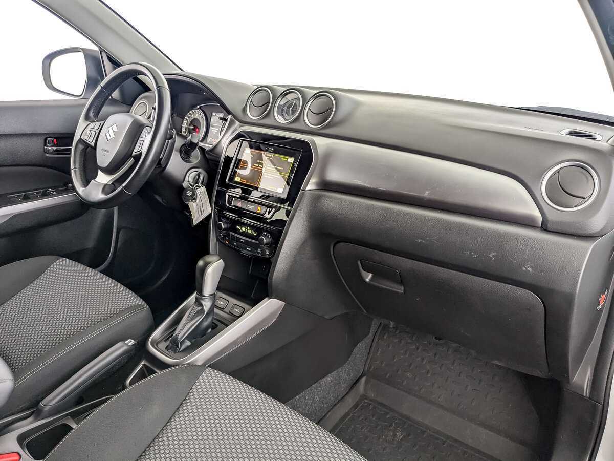 Б/У Сузуки Витара 2020 года. Фото: #8