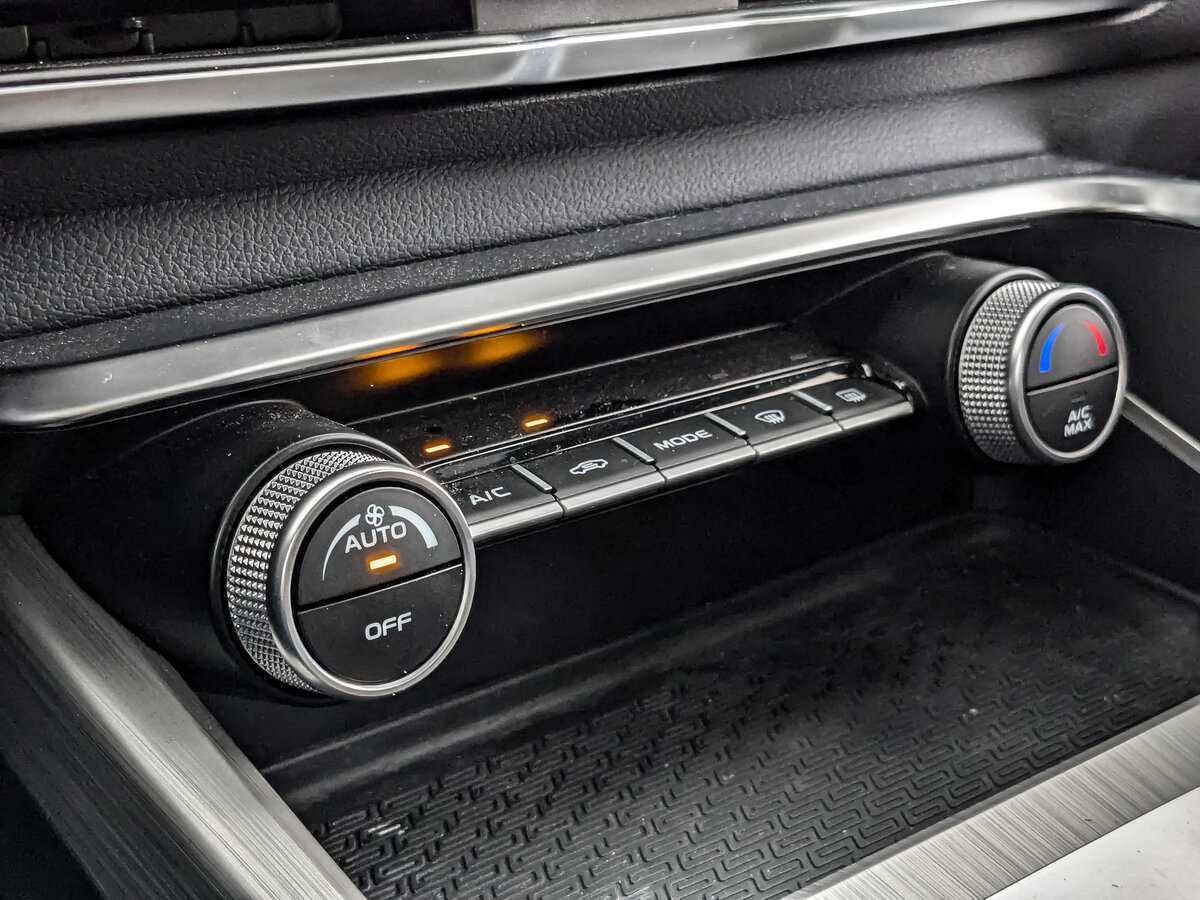 Б/У Джили Кулрэй 2020 года. Фото: #16