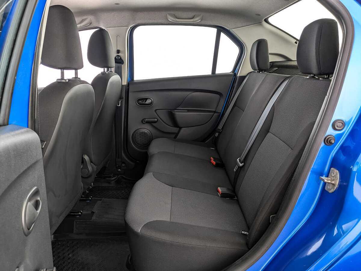 Б/У Рено Логан 2016 года. Фото: #13