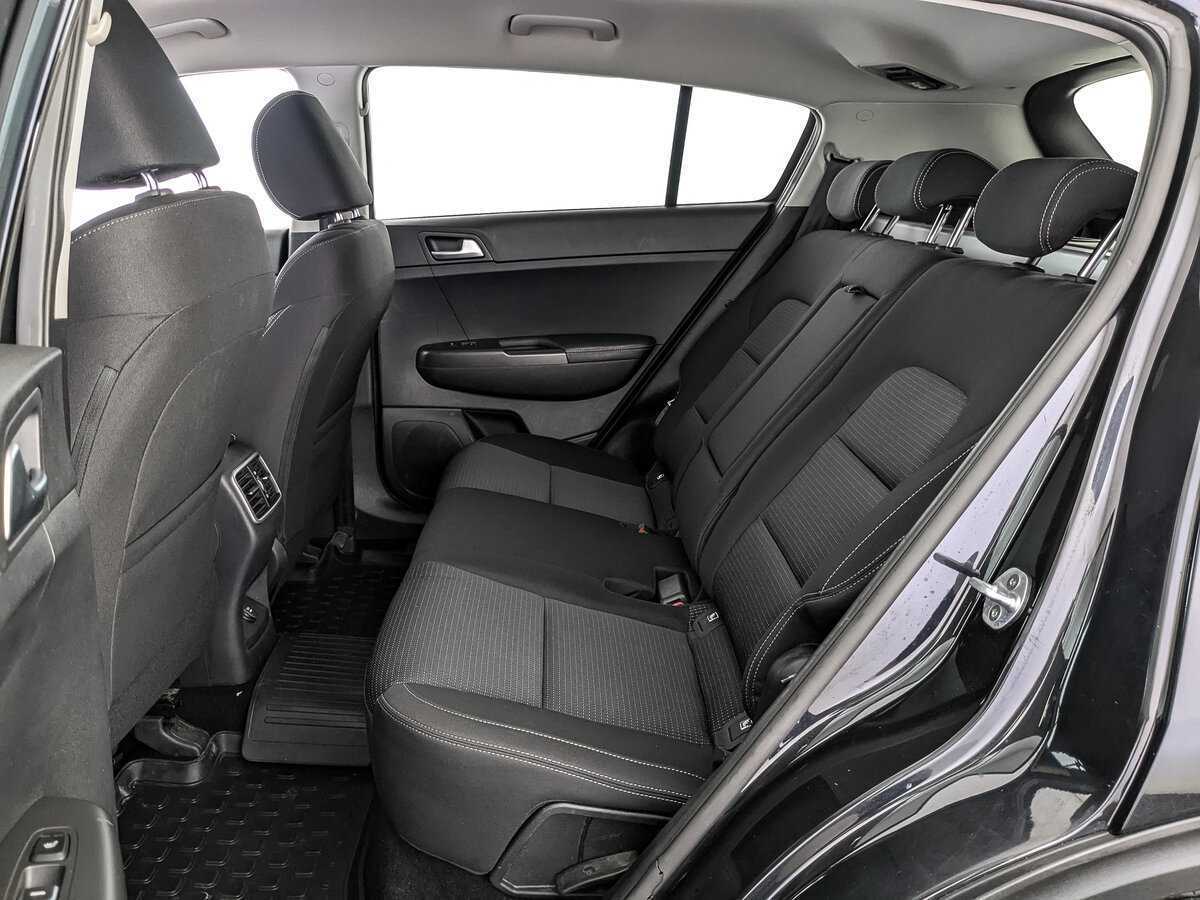 Б/У Киа Спортейдж 2018 года. Фото: #9