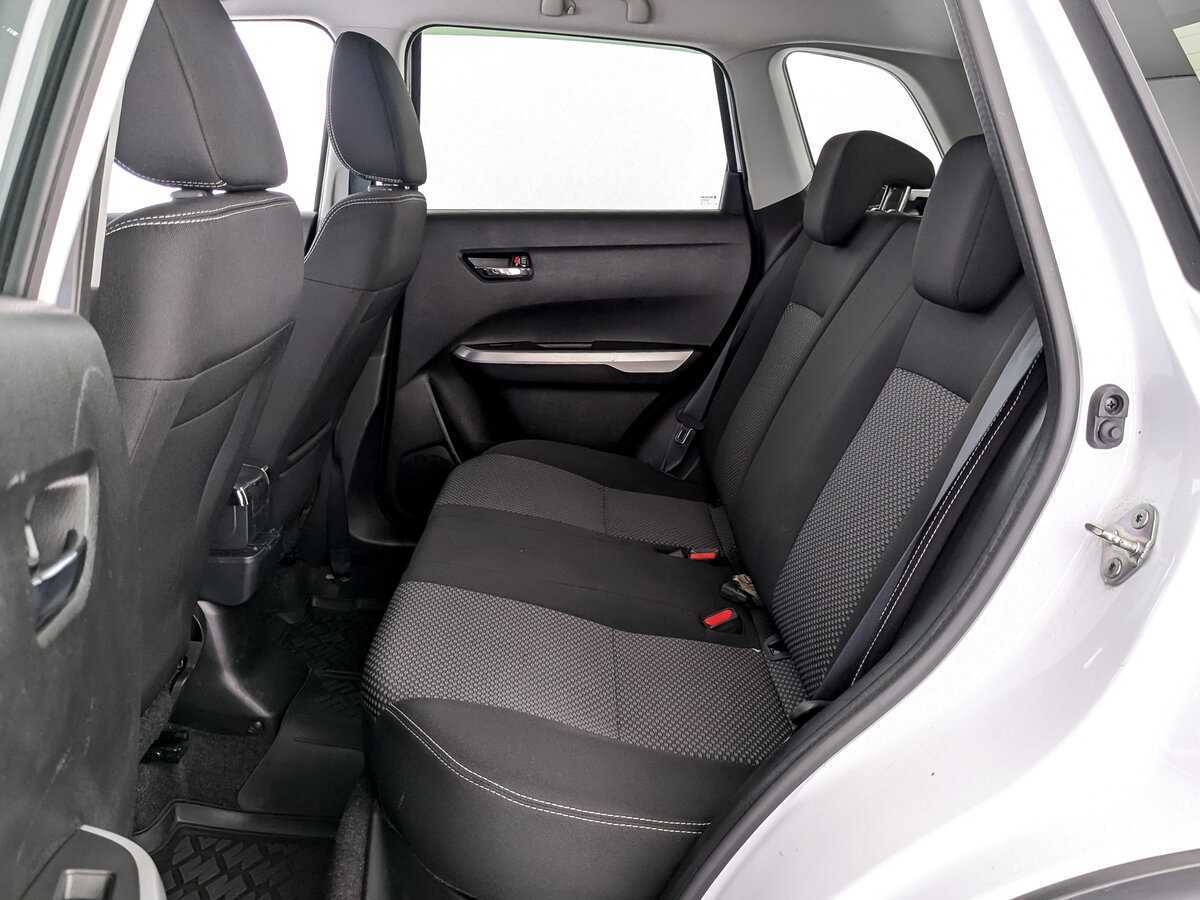 Б/У Сузуки Витара 2016 года. Фото: #9