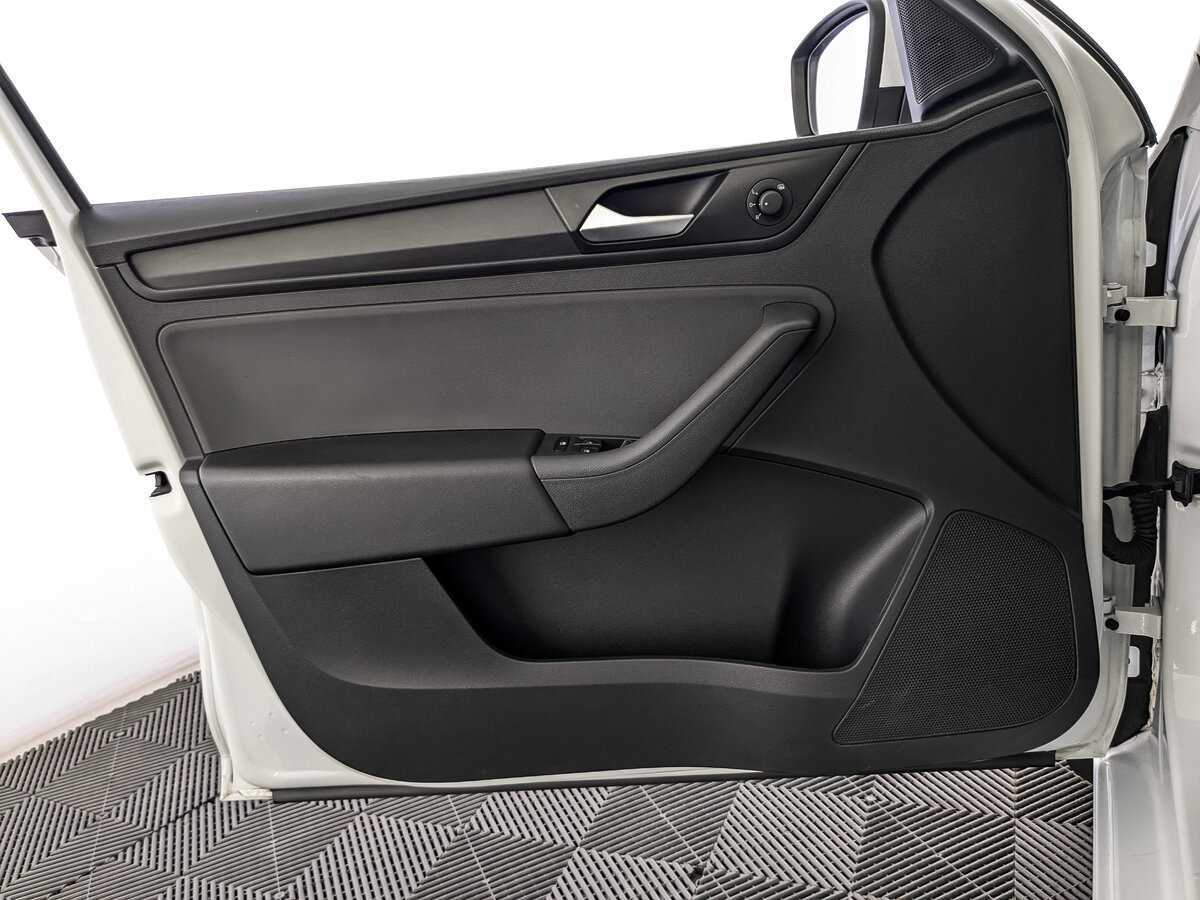 Б/У Фольксваген Поло 2020 года. Фото: #14