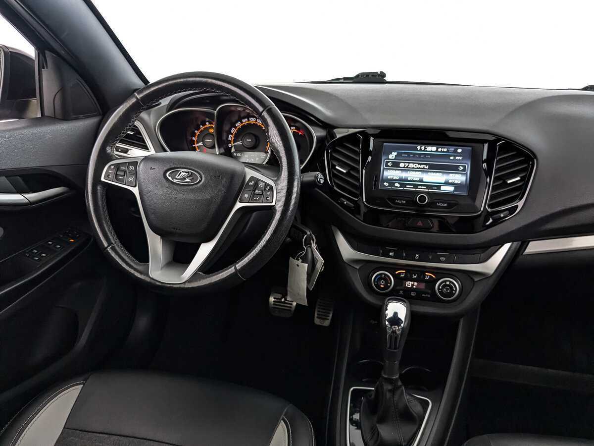 Б/У Лада (ВАЗ) Веста 2019 года. Фото: #15