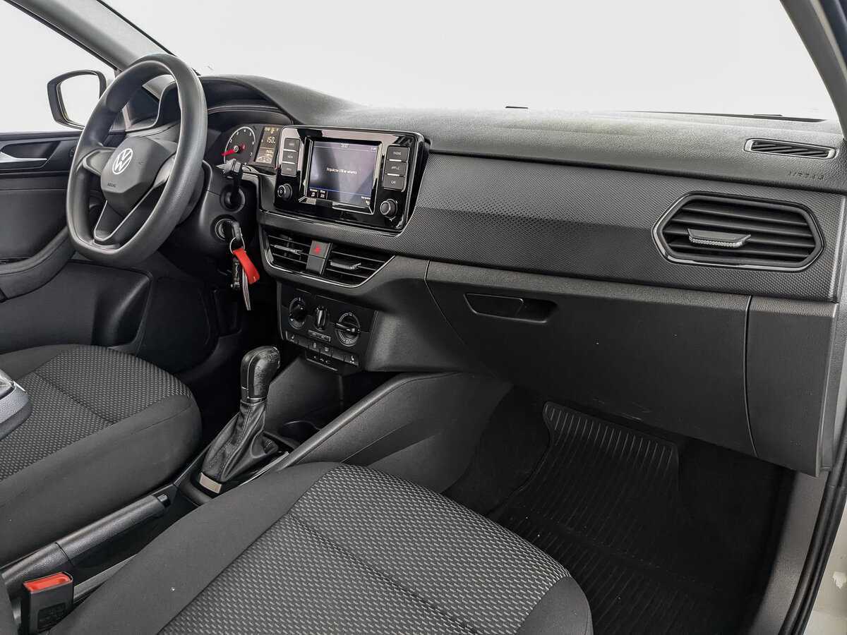 Б/У Фольксваген Поло 2020 года. Фото: #8