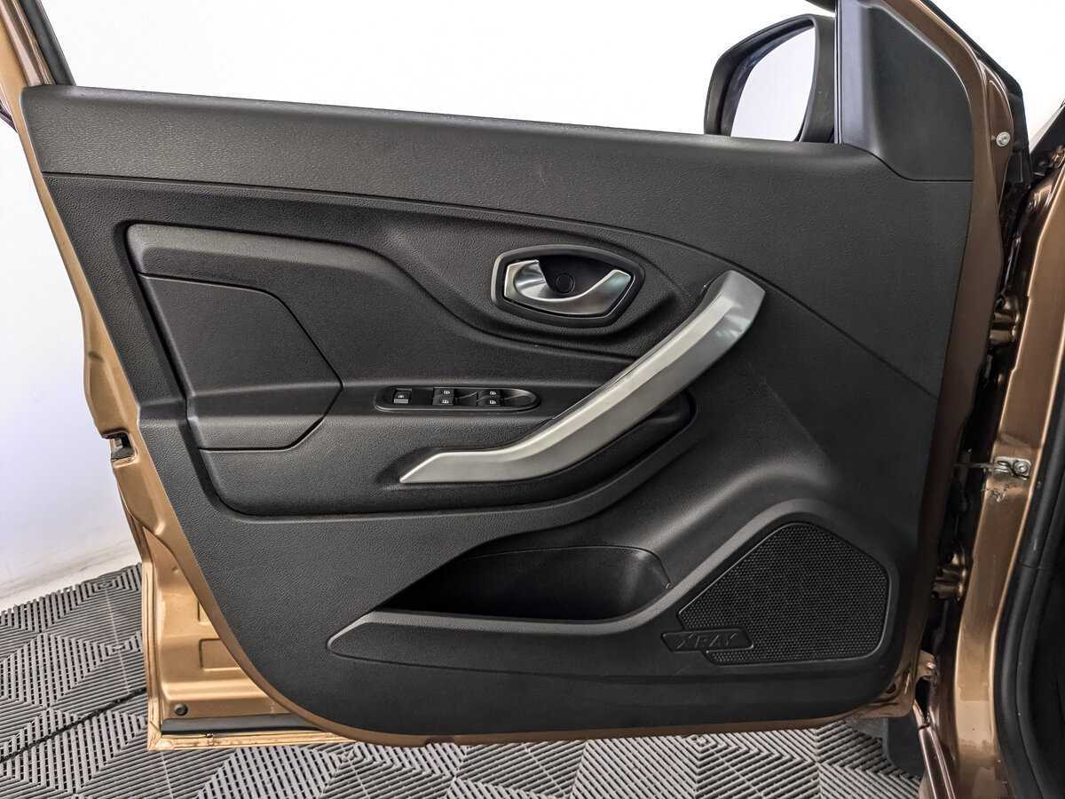 Б/У Лада (ВАЗ) ИКСРЭЙ 2016 года. Фото: #14