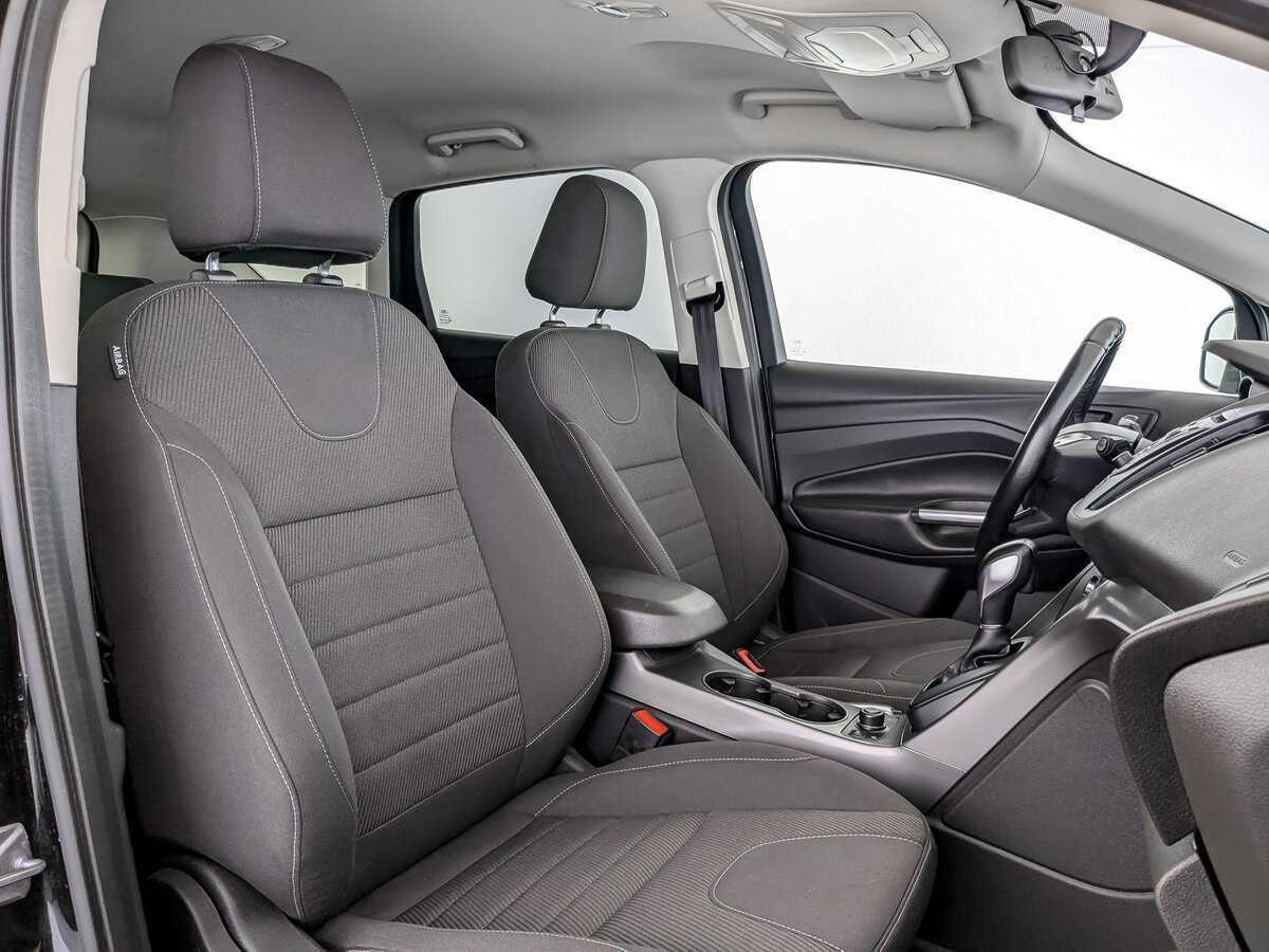 Б/У Форд Куга 2016 года. Фото: #18