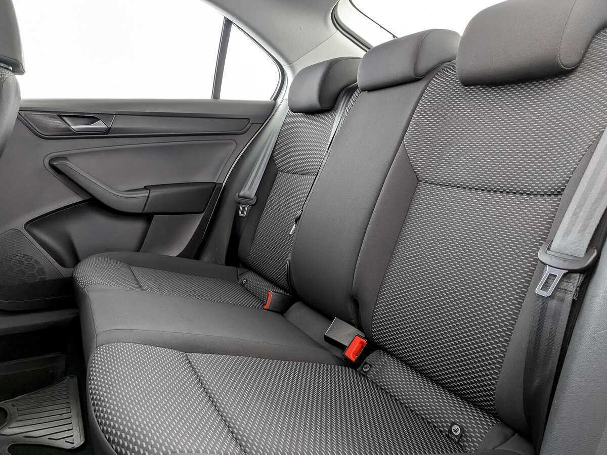 Б/У Фольксваген Поло 2020 года. Фото: #9