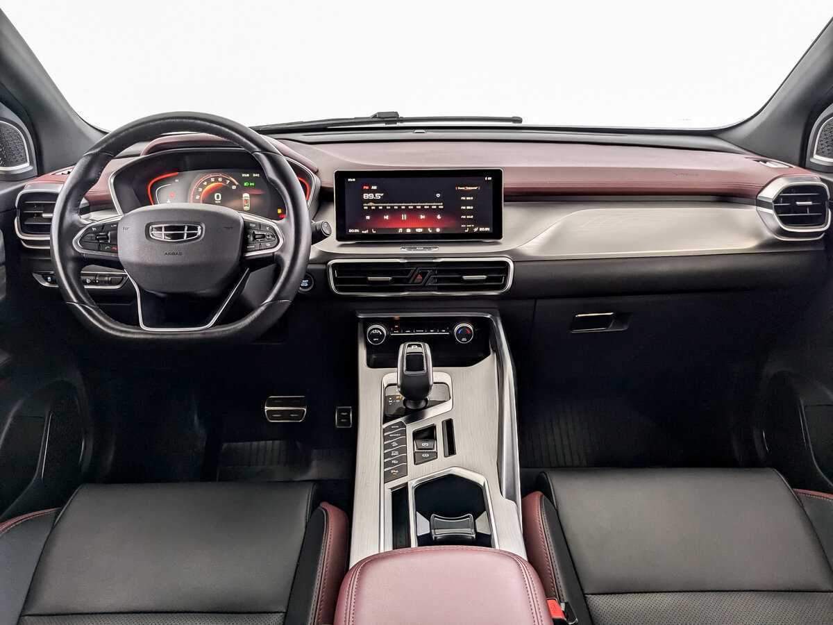 Б/У Джили Кулрэй 2021 года. Фото: #11