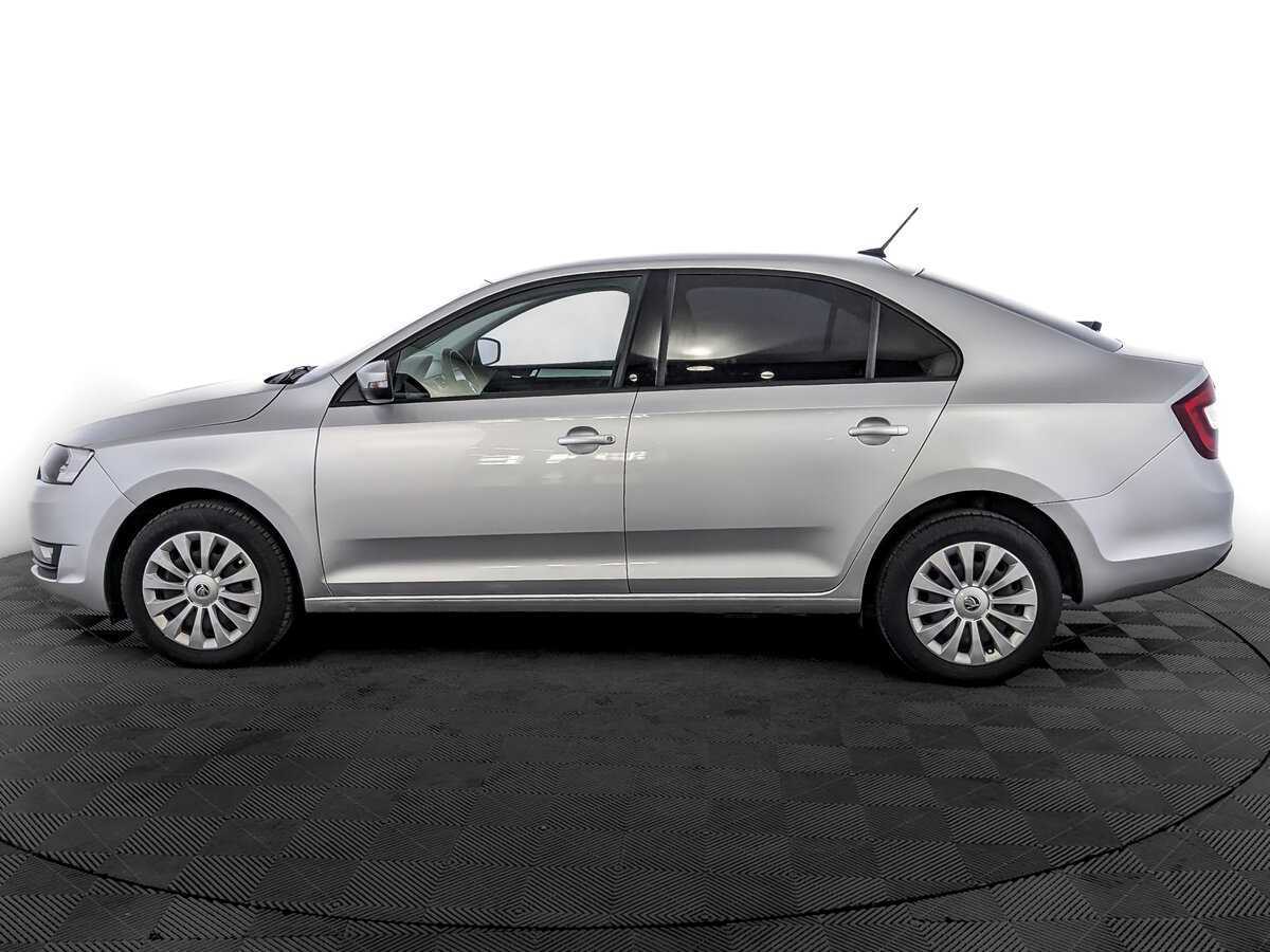 Б/У Шкода Рапид 2018 года. Фото: #7