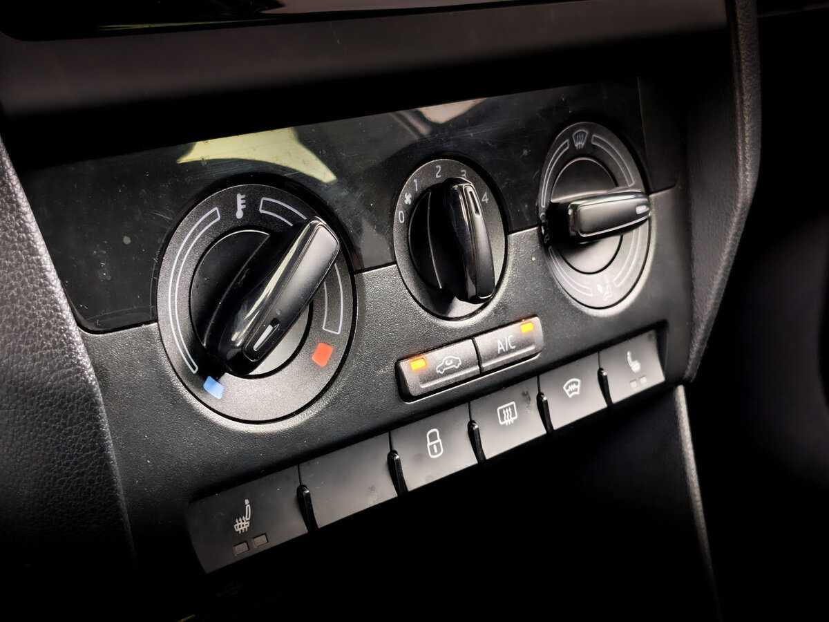 Б/У Шкода Рапид 2018 года. Фото: #21