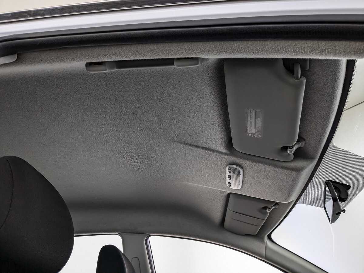 Б/У Ниссан Альмера 2015 года. Фото: #18