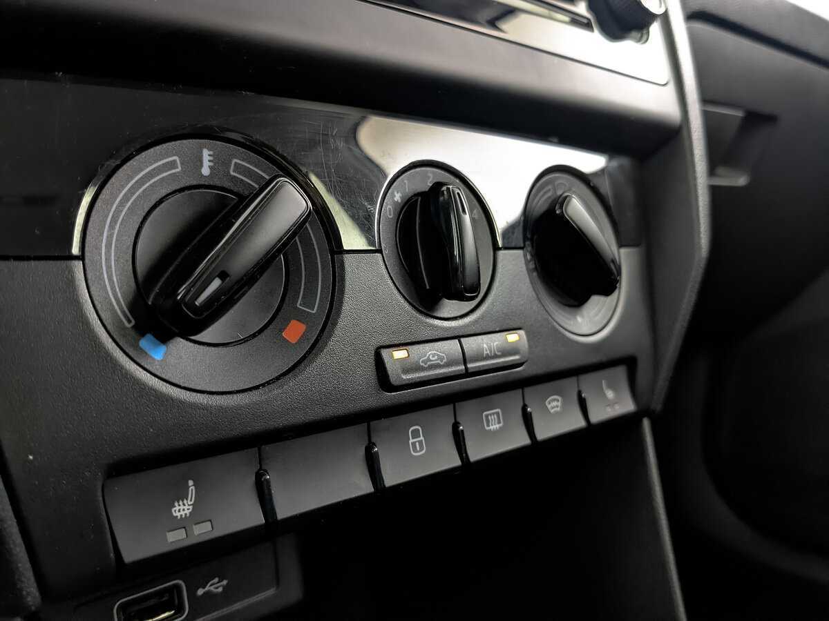 Б/У Шкода Рапид 2019 года. Фото: #16