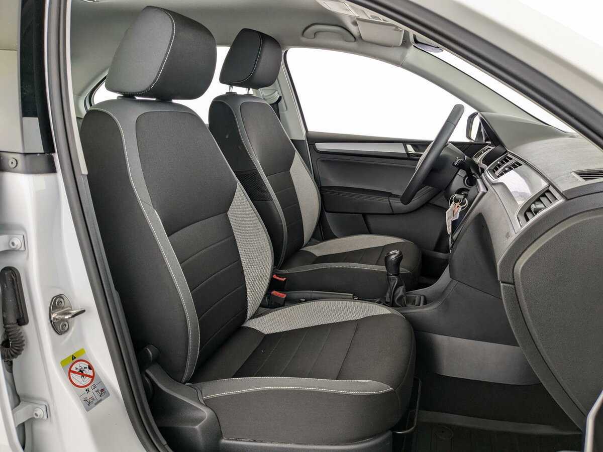 Б/У Шкода Рапид 2019 года. Фото: #13