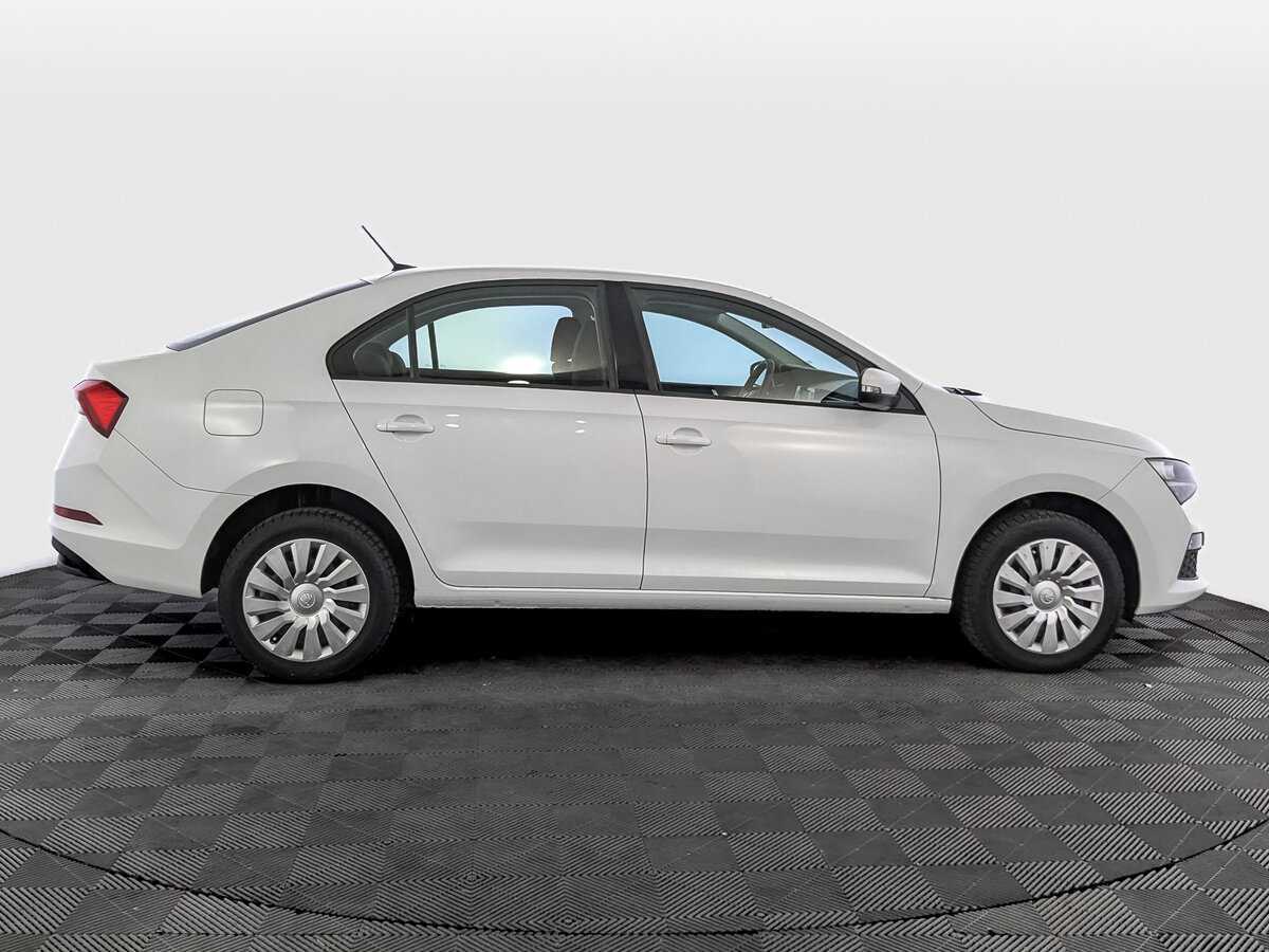 Б/У Шкода Рапид 2020 года. Фото: #3