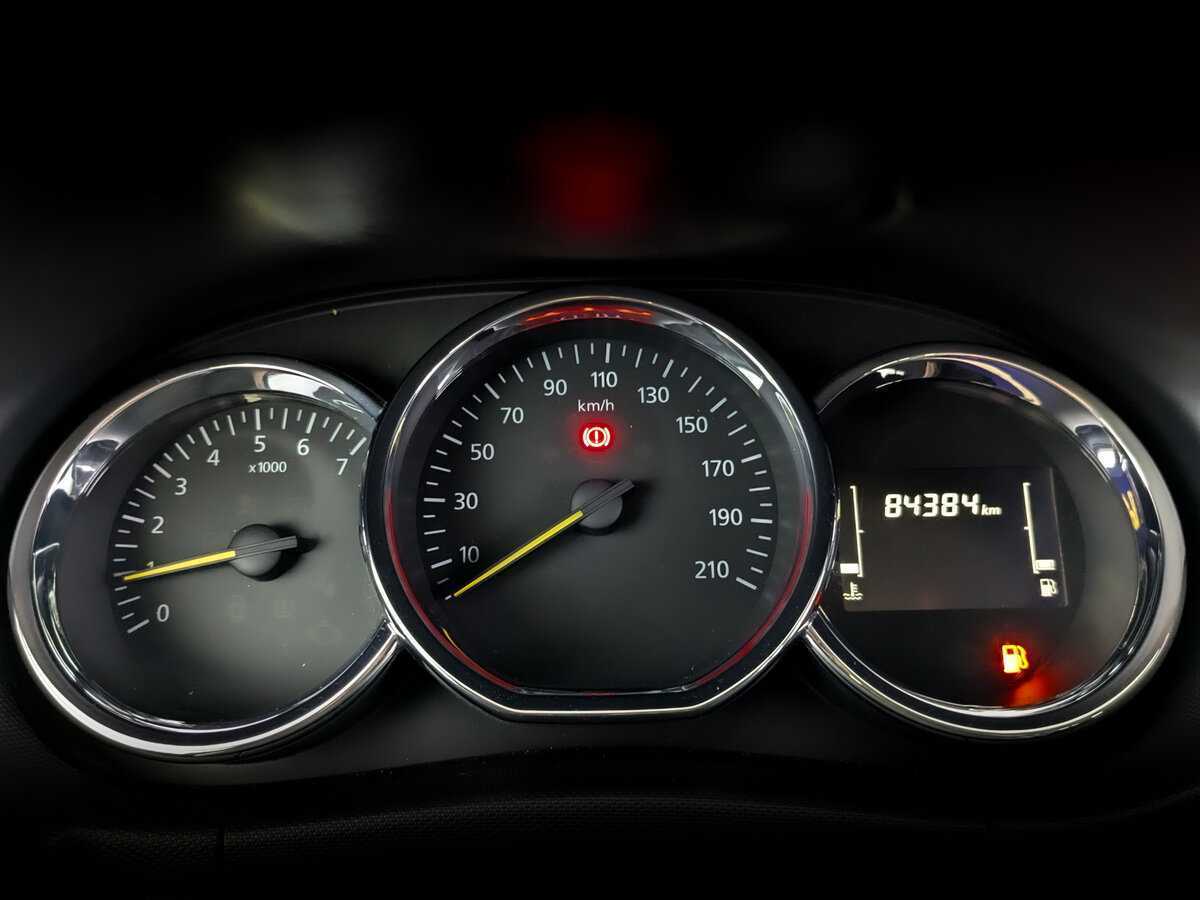 Б/У Рено Дастер 2018 года. Фото: #10