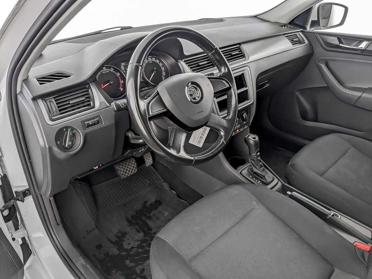 Б/У Шкода Рапид 2019 года. Фото: #13