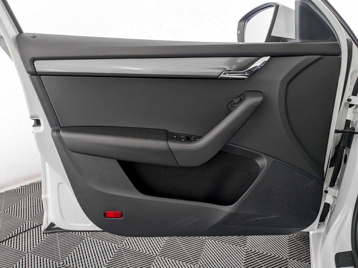 Б/У Шкода Октавия 2019 года. Фото: #14