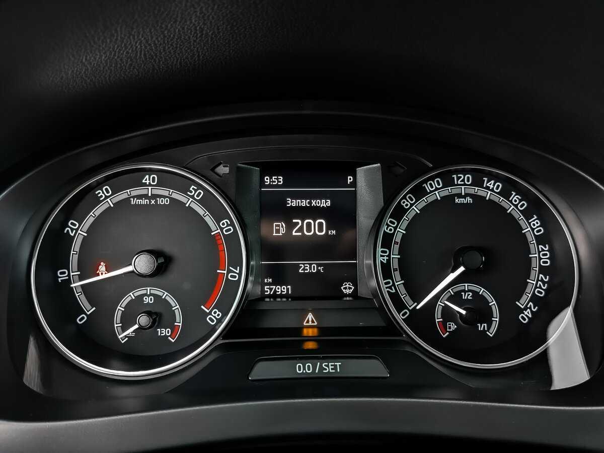 Б/У Шкода Рапид 2018 года. Фото: #11