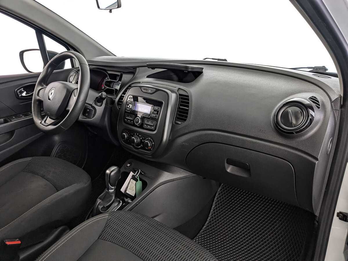 Б/У Рено Каптюр 2018 года. Фото: #8