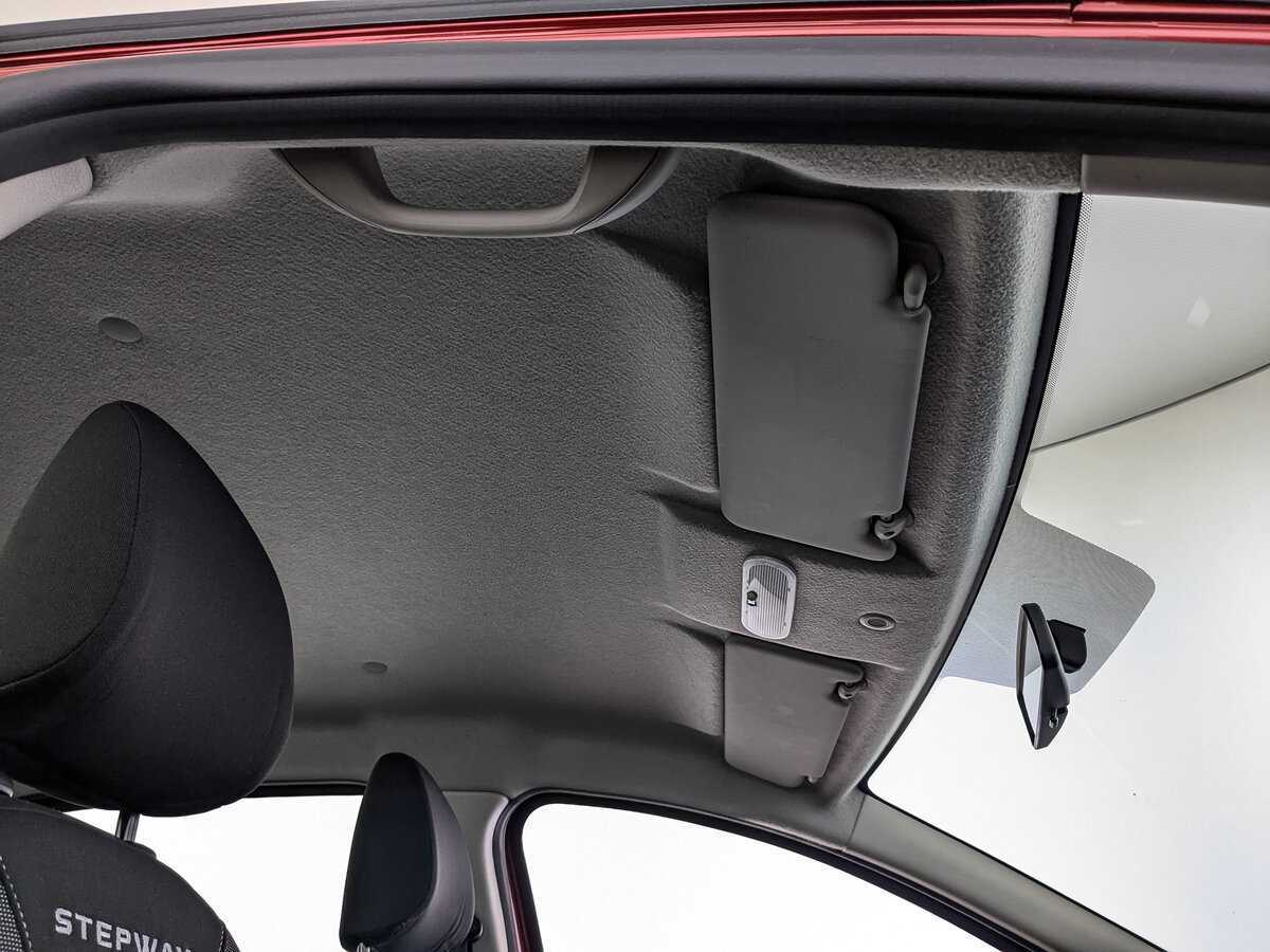 Б/У Рено Логан 2019 года. Фото: #17