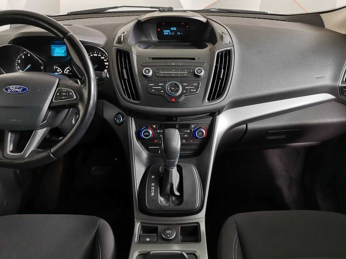 Б/У Форд Куга 2017 года. Фото: #10