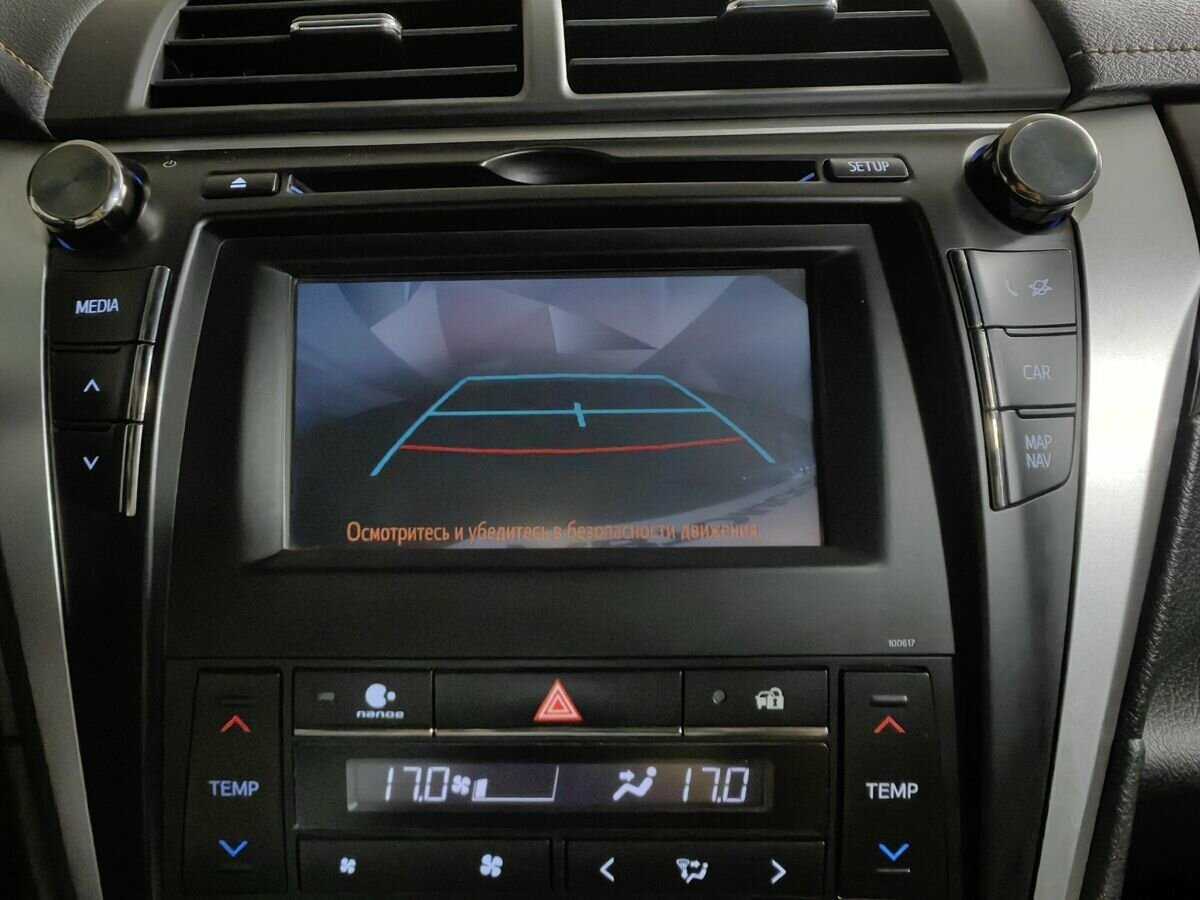 Б/У Тойота Камри 2015 года. Фото: #15