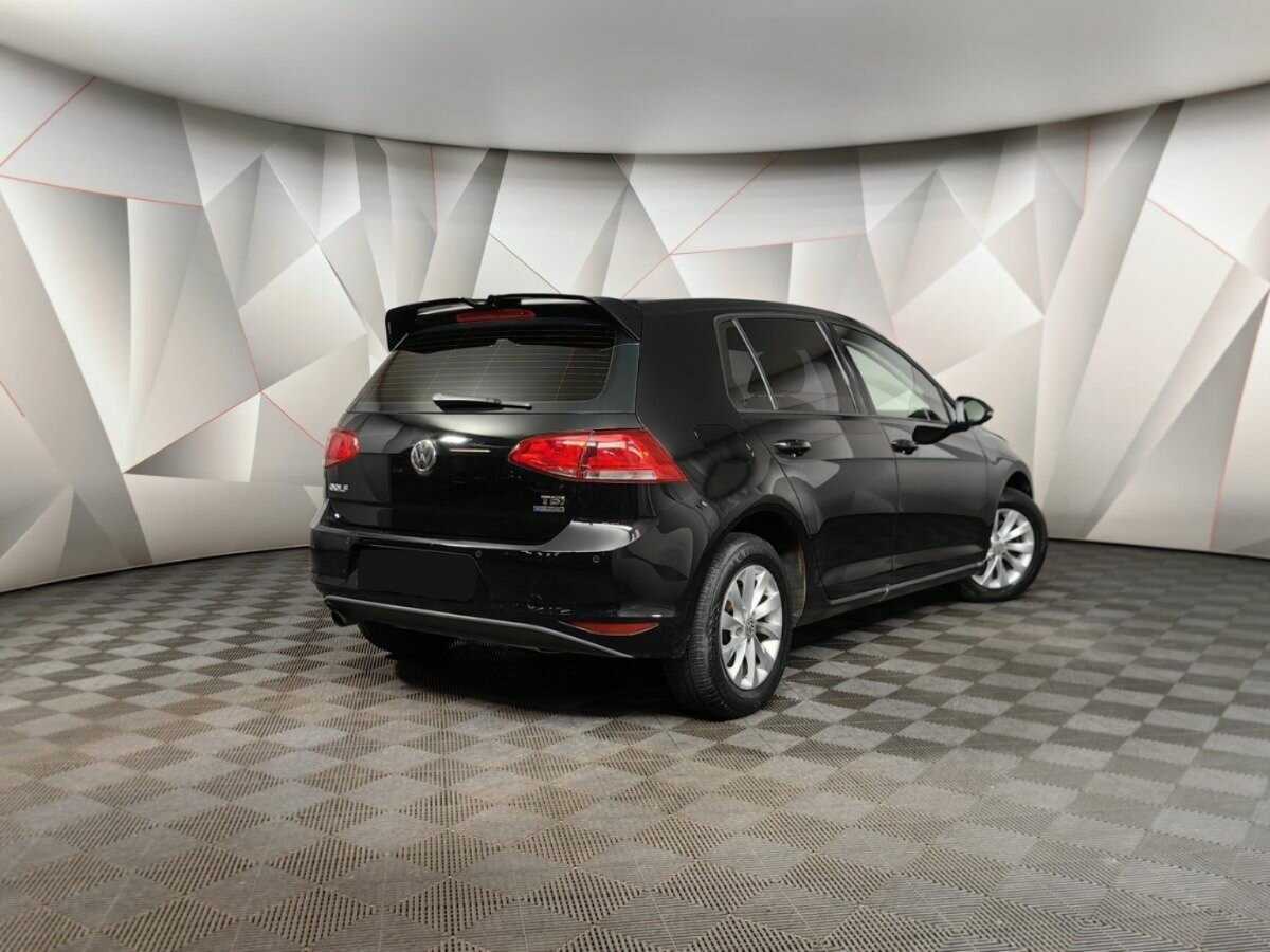 Б/У Фольксваген Гольф 2013 года. Фото: #1