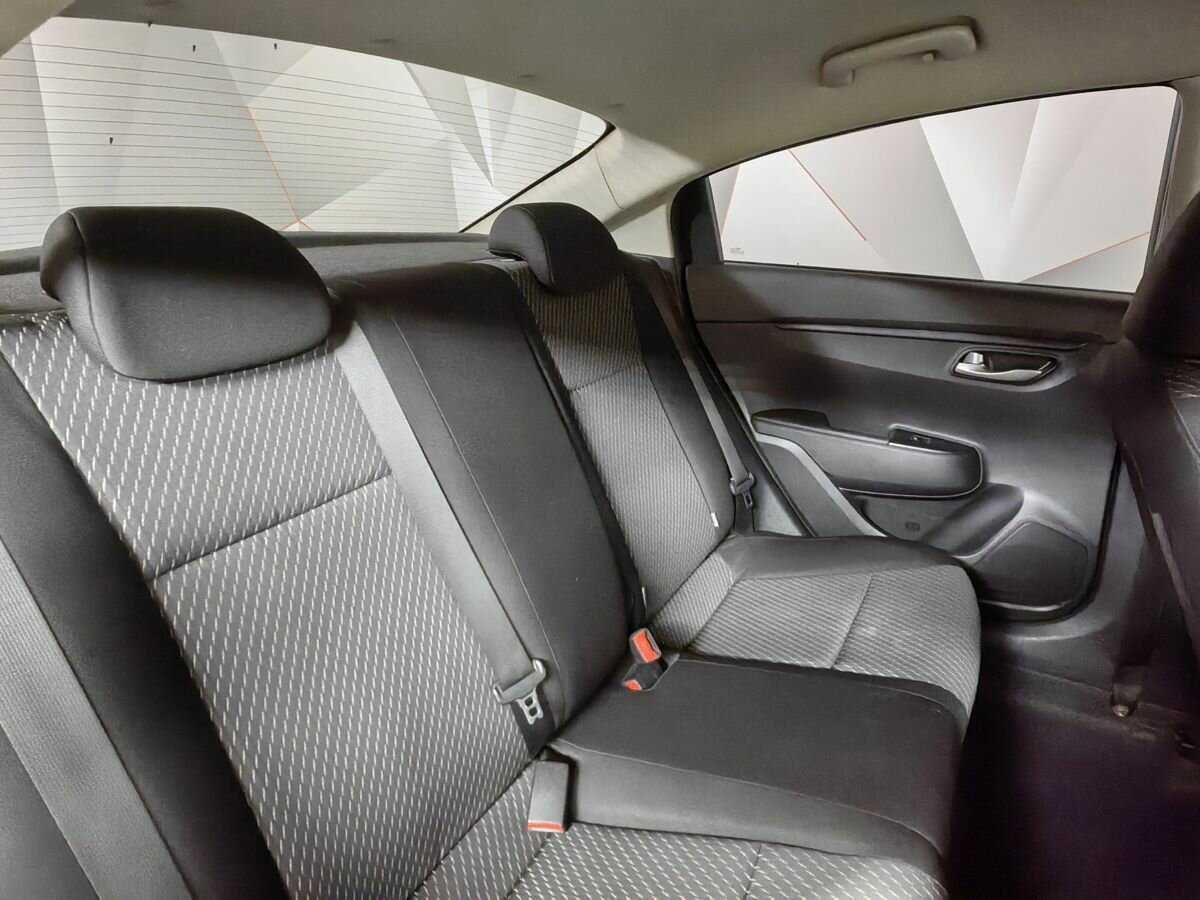 Б/У Киа Рио 2018 года. Фото: #12