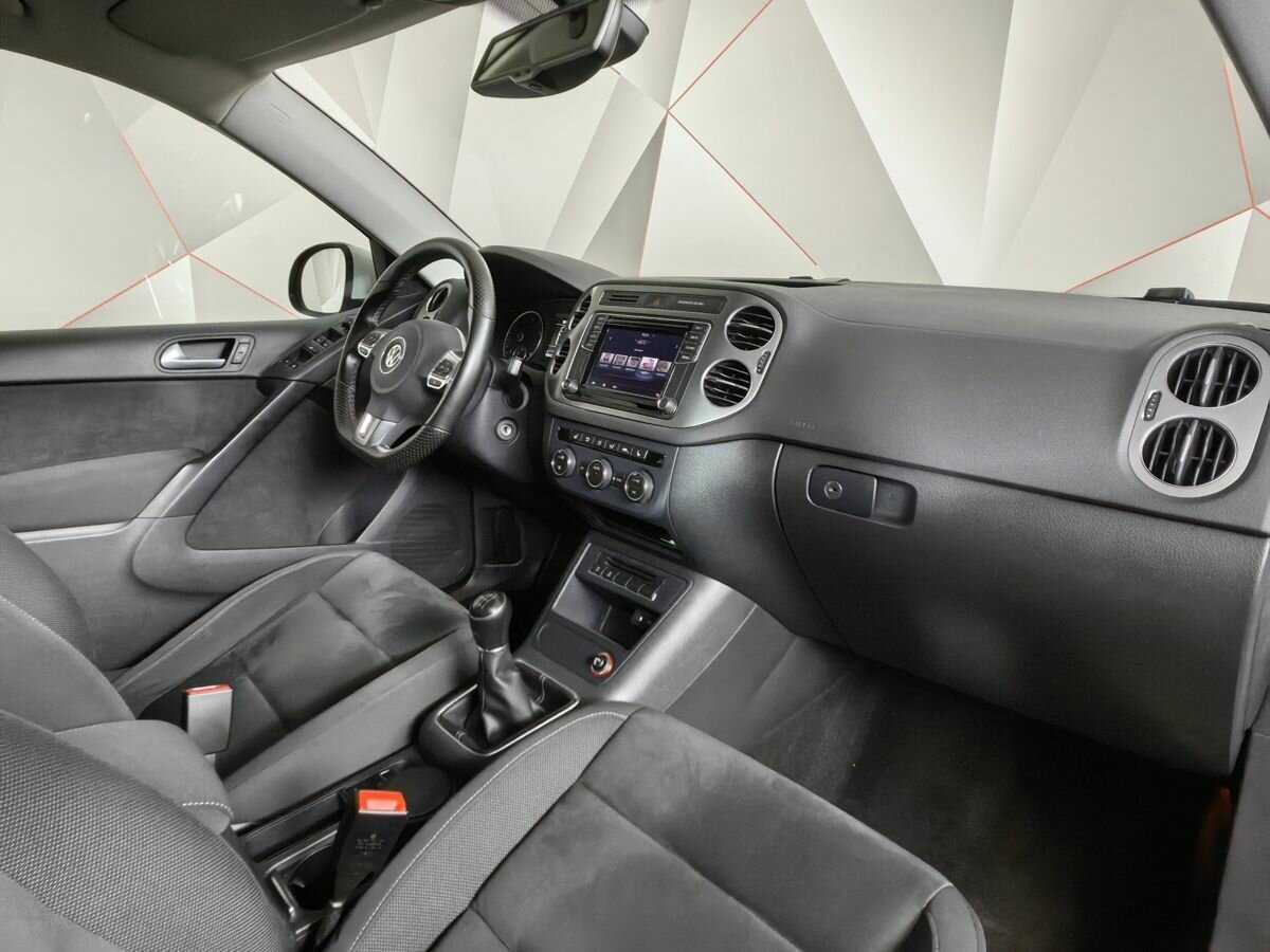 Б/У Фольксваген Тигуан 2016 года. Фото: #7