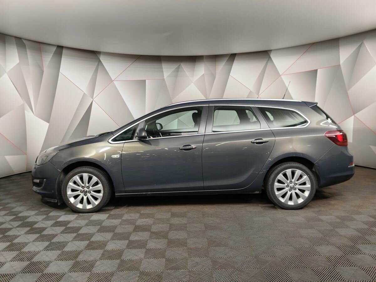 Б/У Опель Астра 2014 года. Фото: #4