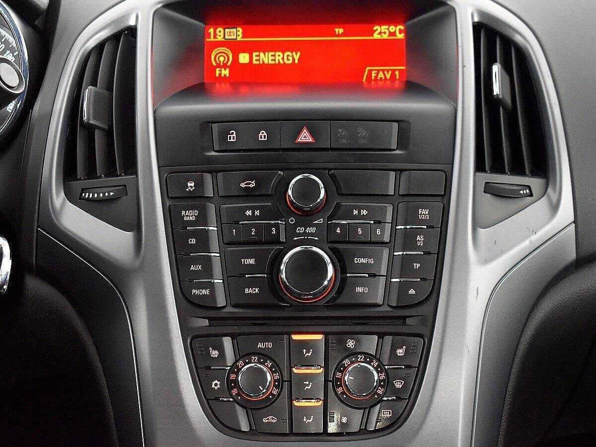 Б/У Опель Астра 2012 года. Фото: #12