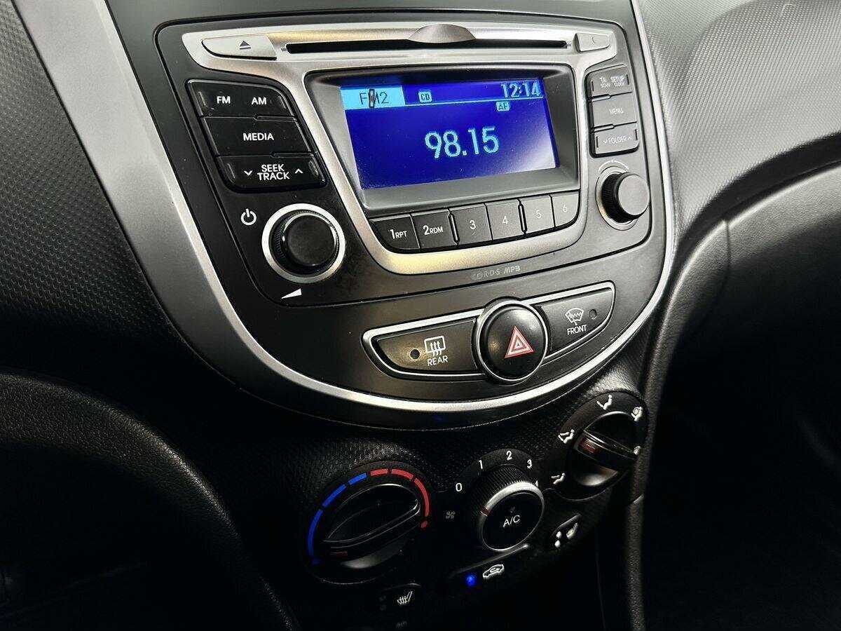 Б/У Хендай Солярис 2015 года. Фото: #11