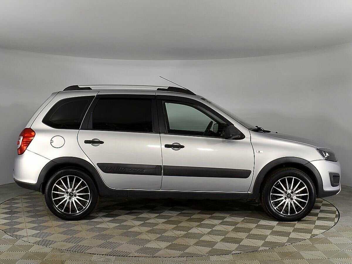 Б/У Лада (ВАЗ) Калина 2017 года. Фото: #4