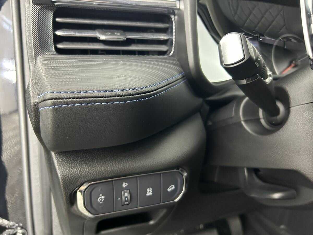 Б/У Хавал Джолион 2022 года. Фото: #8