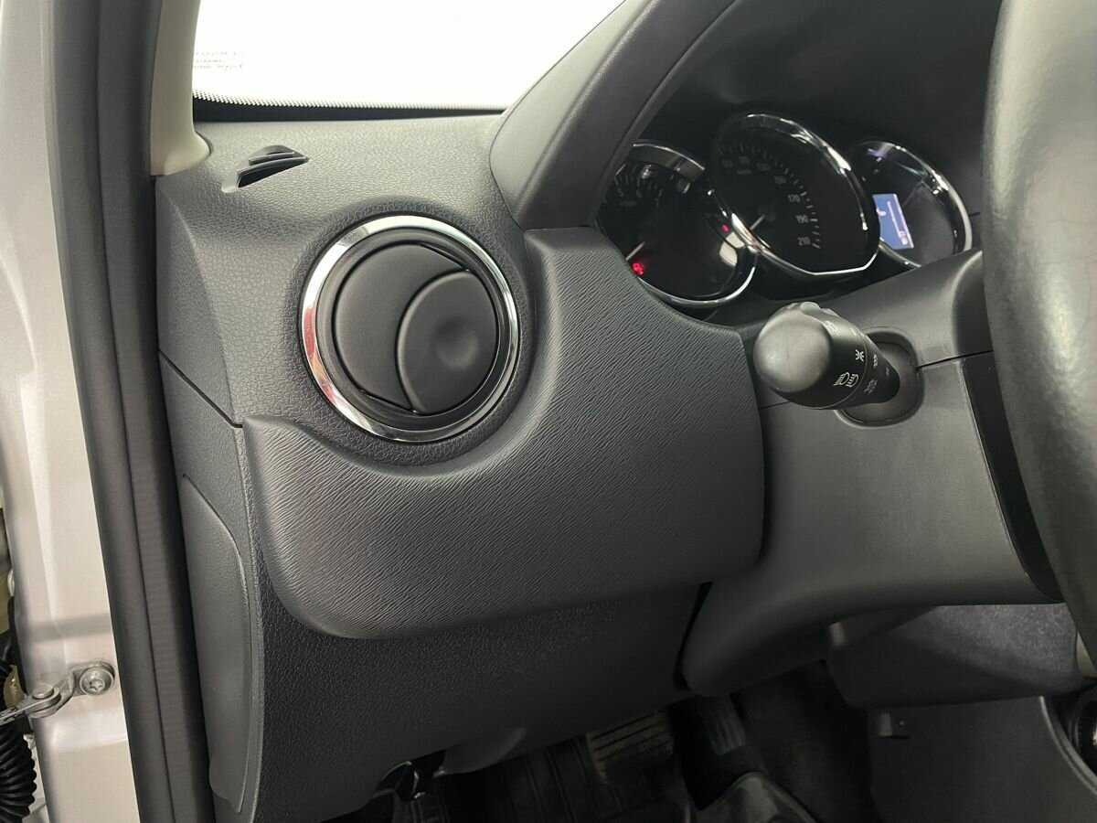 Б/У Ниссан Террано 2018 года. Фото: #8