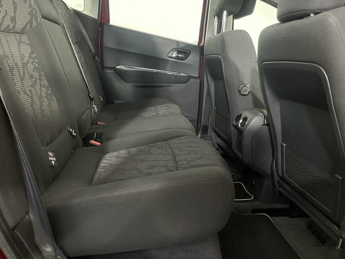 Б/У Пежо 3008 2012 года. Фото: #15