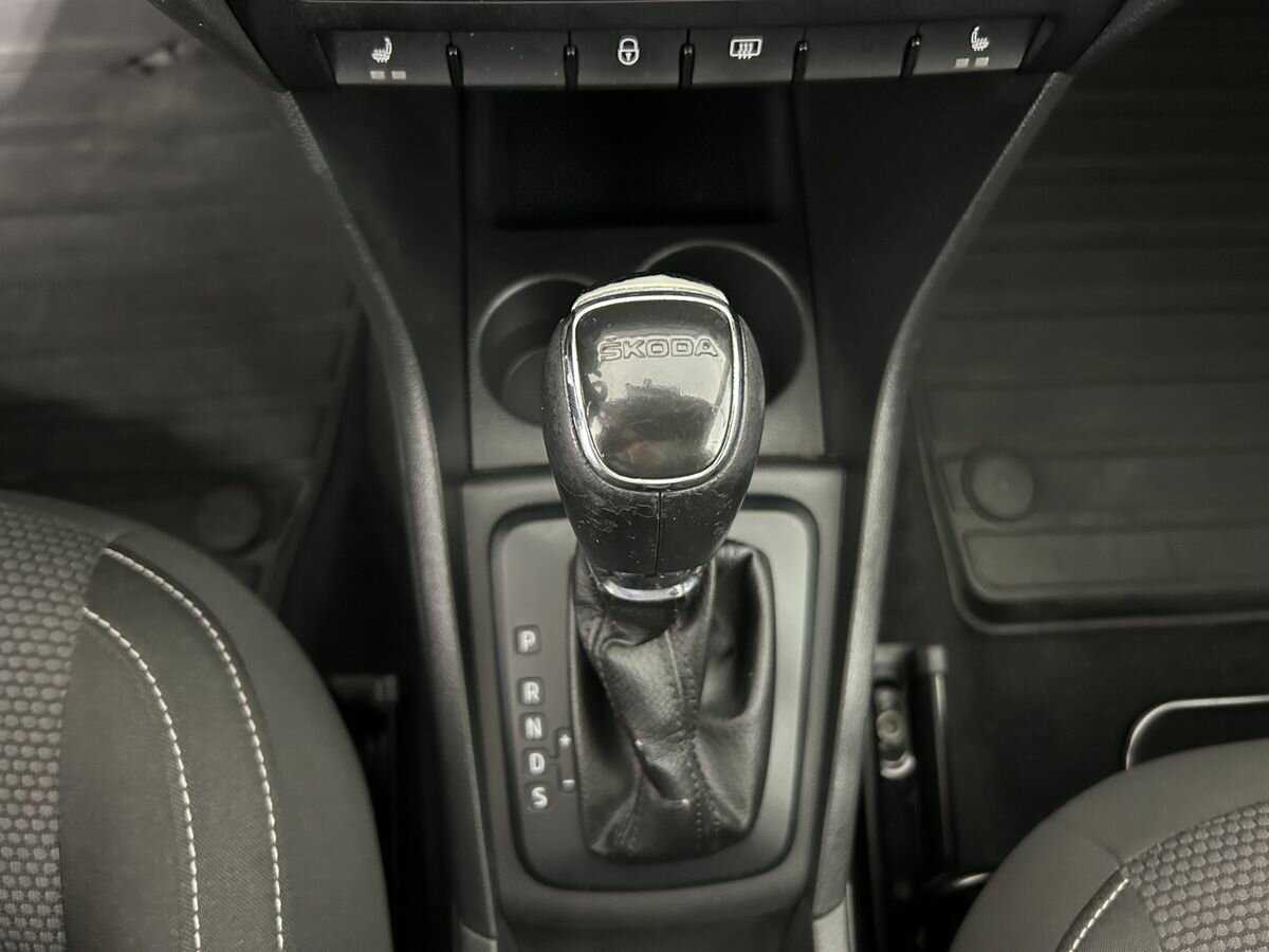 Б/У Шкода Рапид 2014 года. Фото: #12