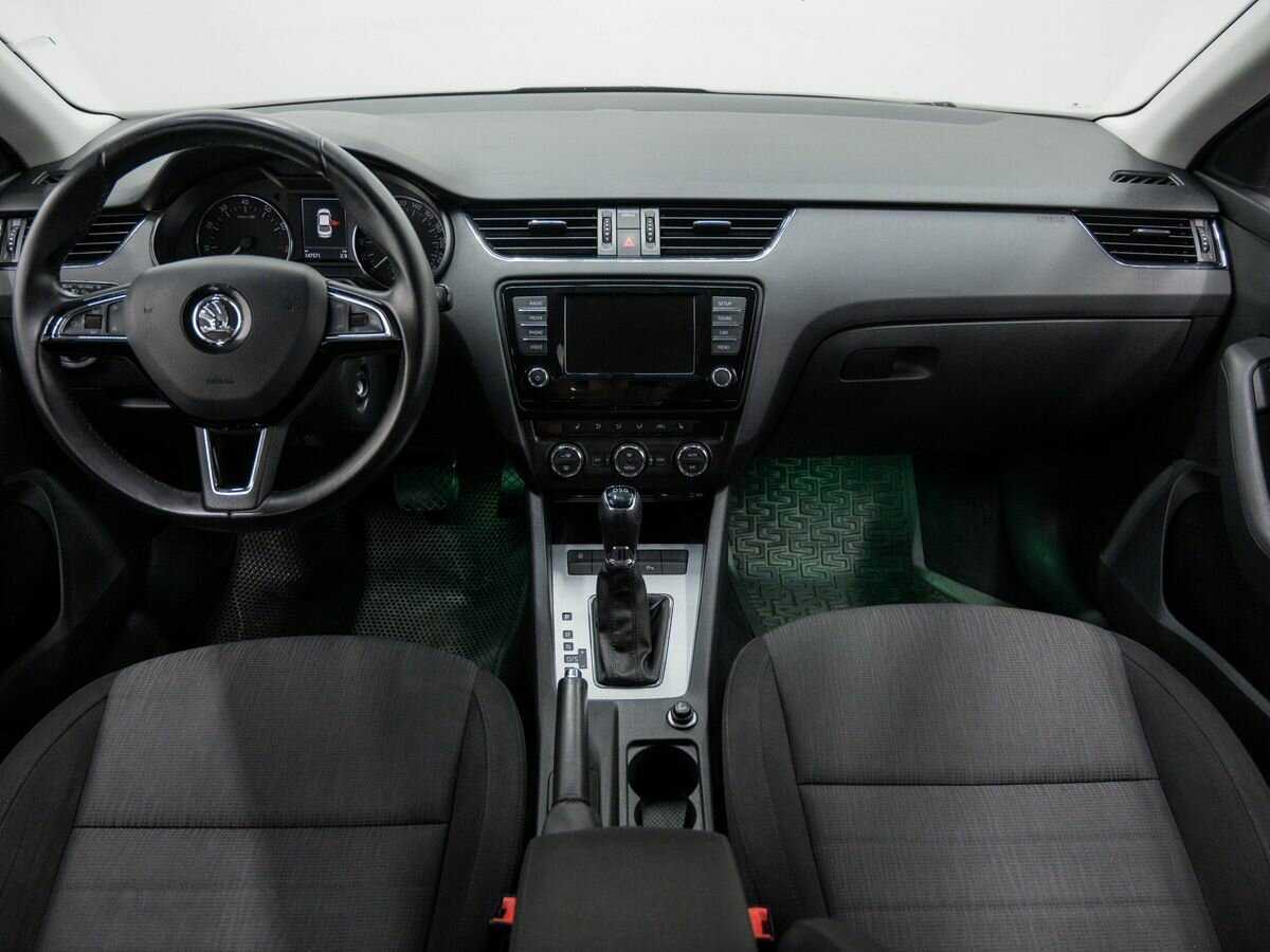 Б/У Шкода Октавия 2016 года. Фото: #9