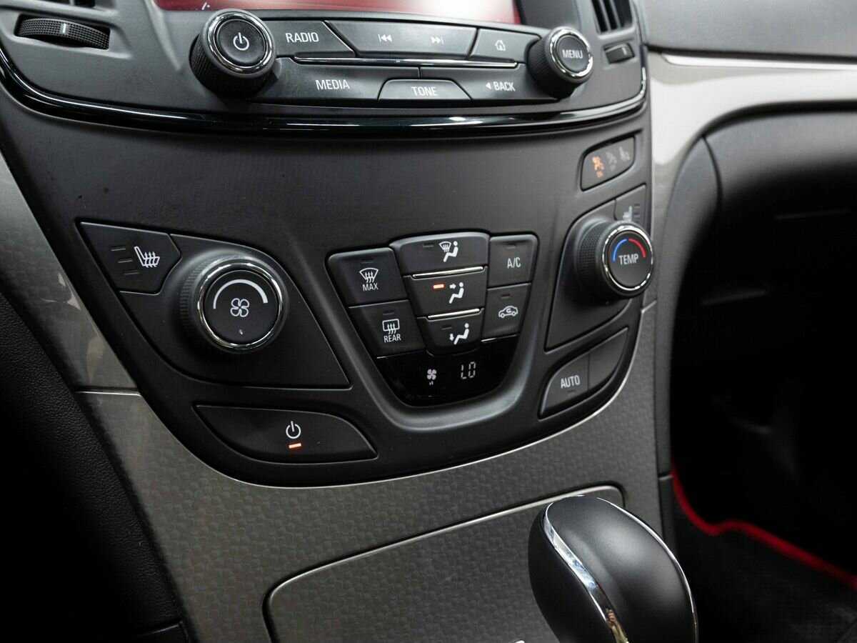 Б/У Опель Инсигния 2014 года. Фото: #20