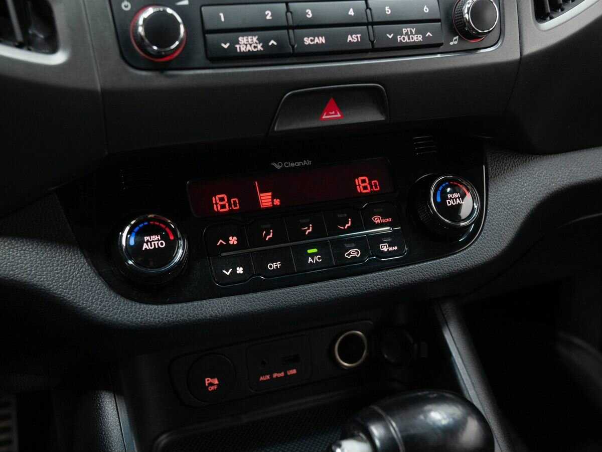 Б/У Киа Спортейдж 2012 года. Фото: #18