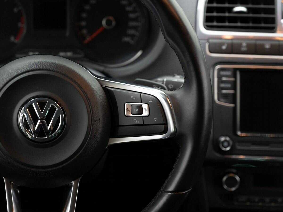 Б/У Фольксваген Поло 2019 года. Фото: #15