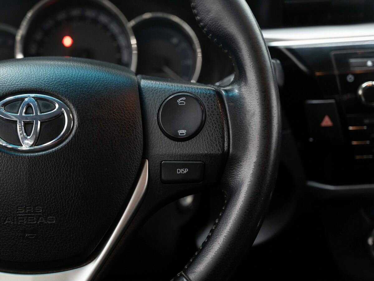 Б/У Тойота Королла 2013 года. Фото: #17