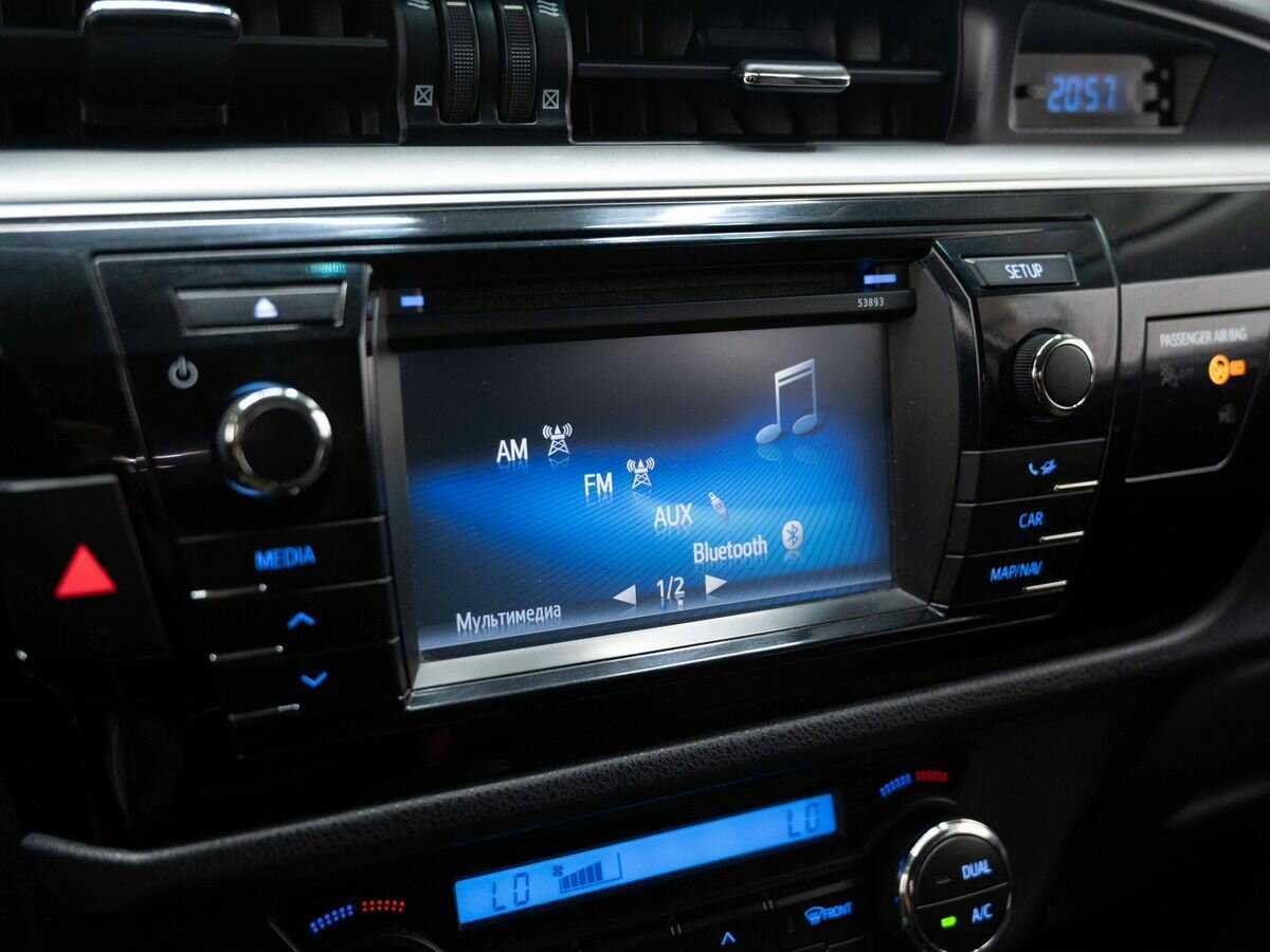 Б/У Тойота Королла 2013 года. Фото: #20