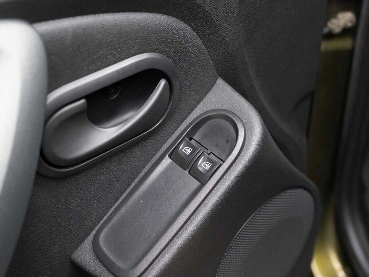 Б/У Рено Дастер 2019 года. Фото: #14