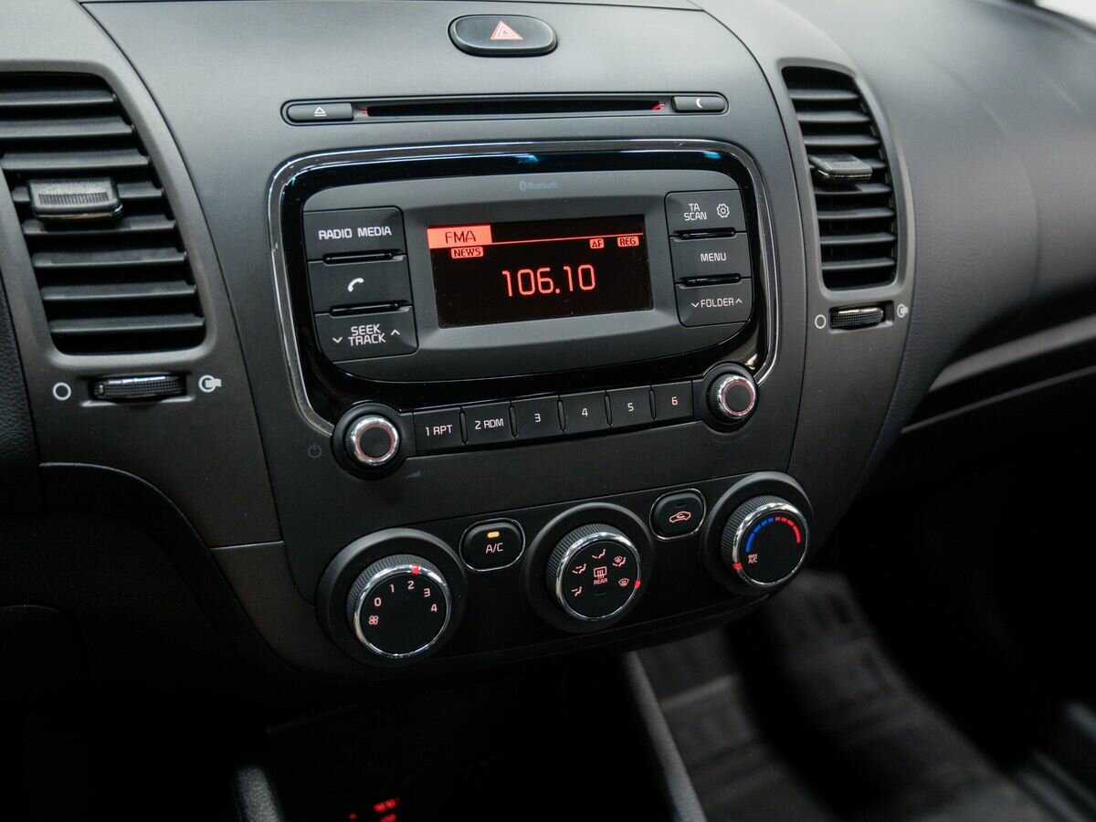 Б/У Киа Церато 2018 года. Фото: #17