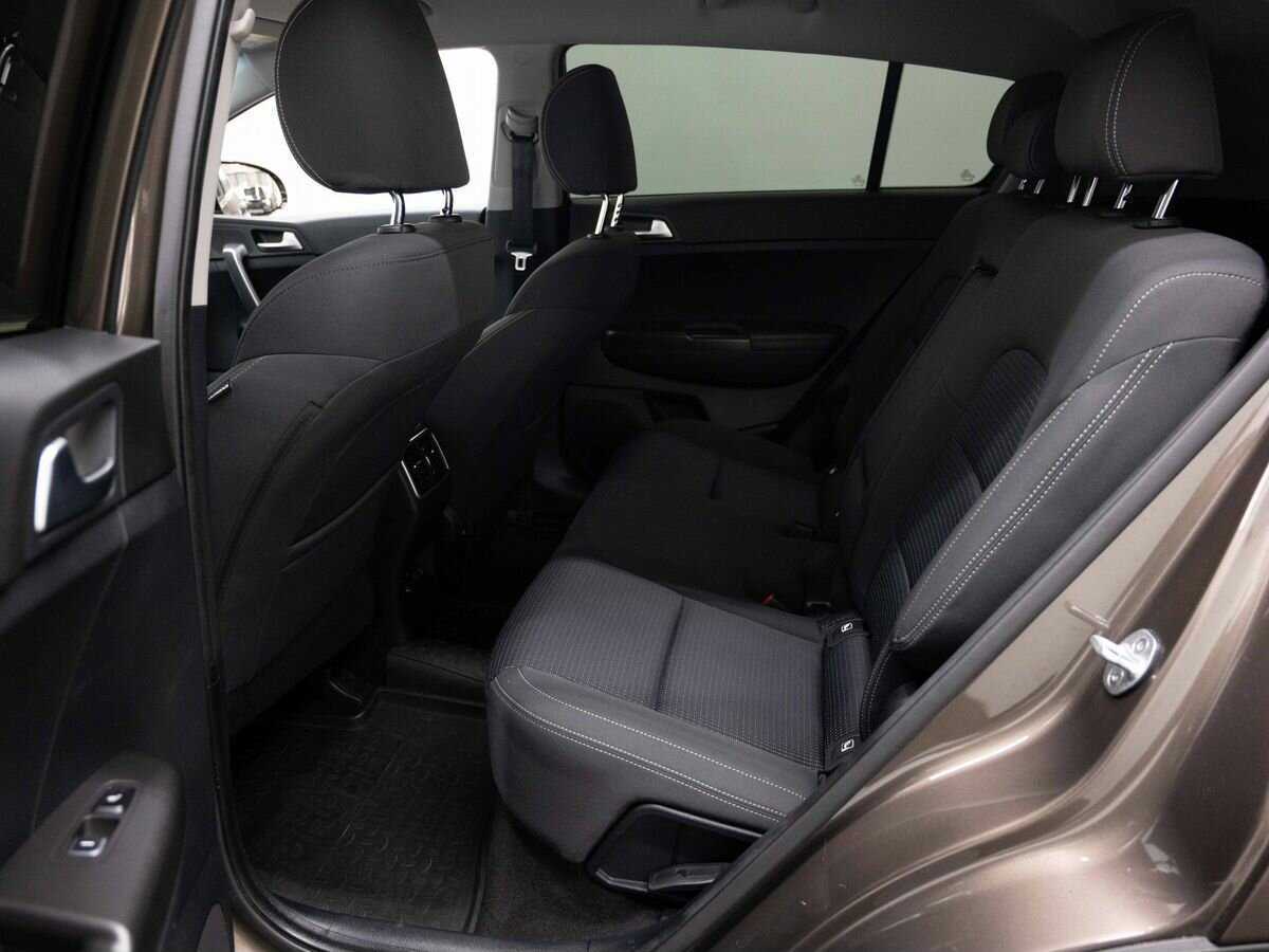 Б/У Киа Спортейдж 2017 года. Фото: #8