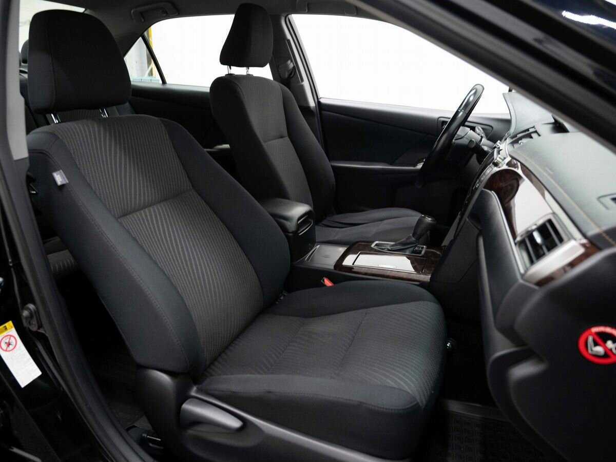 Б/У Тойота Камри 2016 года. Фото: #11