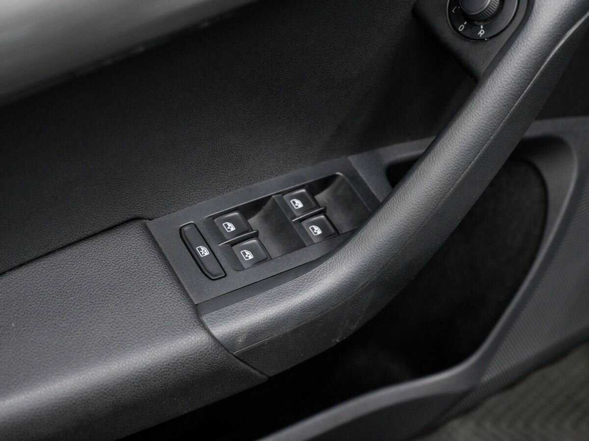 Б/У Шкода Октавия 2017 года. Фото: #14